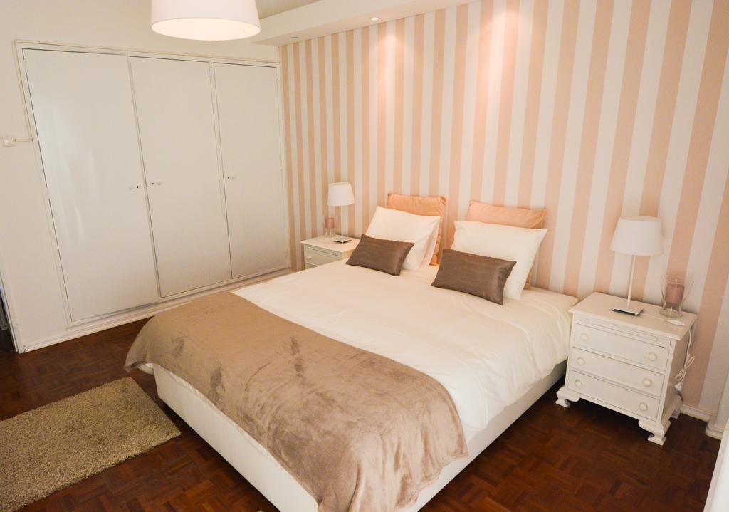4U Lisbon Guesthouse Lisboa Phòng bức ảnh